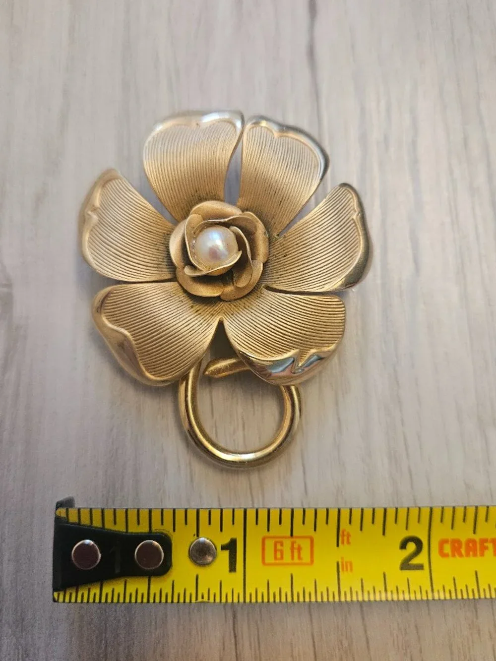 Vintage Textured Gold-Tone Flower Brooch Pin with Faux Pearl Center